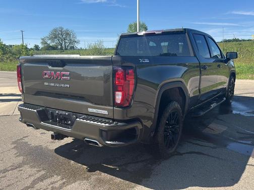 Deep Bronze Metallic 2024 GMC Sierra 1500 Elevation