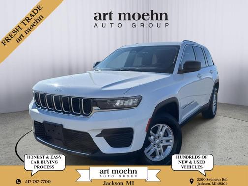 Bright White 2023 Jeep Grand Cherokee Laredo