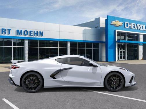 Arctic White 2026 Chevrolet Corvette Stingray w/1LT