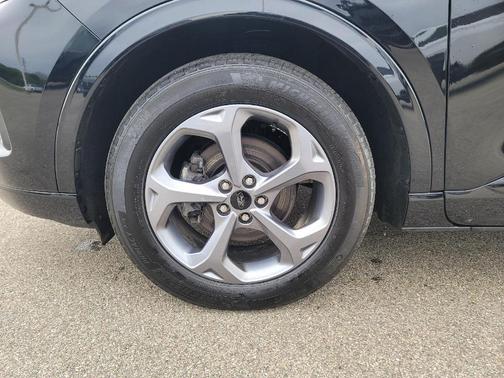 Agate Black Metallic 2023 Ford Escape ST-Line