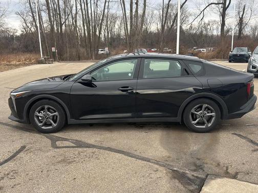2025 Kia K4 