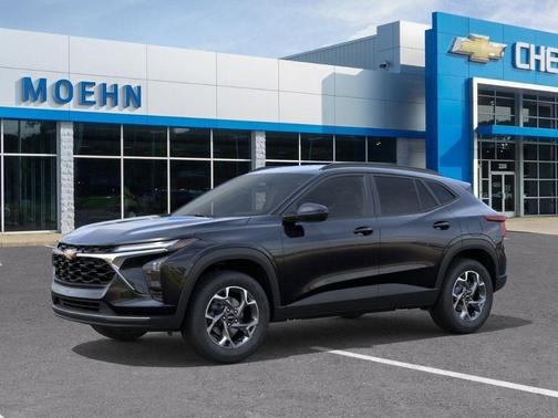 Mosaic Black Metallic 2026 Chevrolet Trax LT
