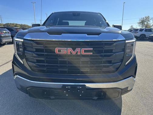 Onyx Black 2022 GMC Sierra 1500 Pro