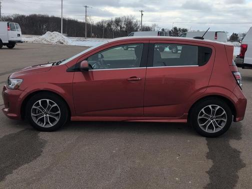 2020 Chevrolet Sonic LT