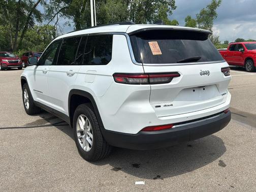 2021 Jeep Grand Cherokee L Laredo