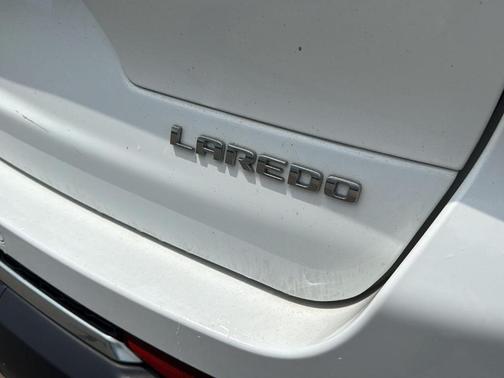 2021 Jeep Grand Cherokee L Laredo