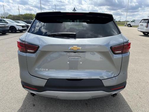 Sterling Gray Metallic 2025 Chevrolet Blazer LT