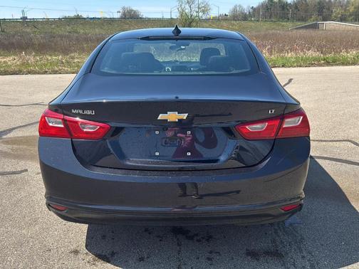 Dark Ash Metallic 2023 Chevrolet Malibu LT