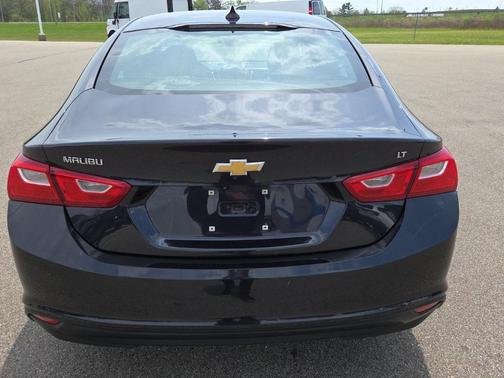 Dark Ash Metallic 2023 Chevrolet Malibu LT