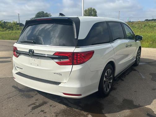 Platinum White Pearl 2022 Honda Odyssey EX-L