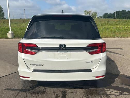 Platinum White Pearl 2022 Honda Odyssey EX-L