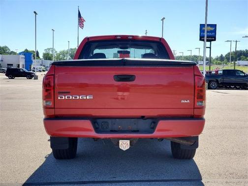 Photo 4 of 27 of 2004 Dodge Ram 1500 SLT