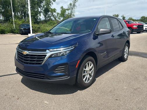2023 Chevrolet Equinox LS