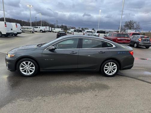 2017 Chevrolet Malibu 1LT