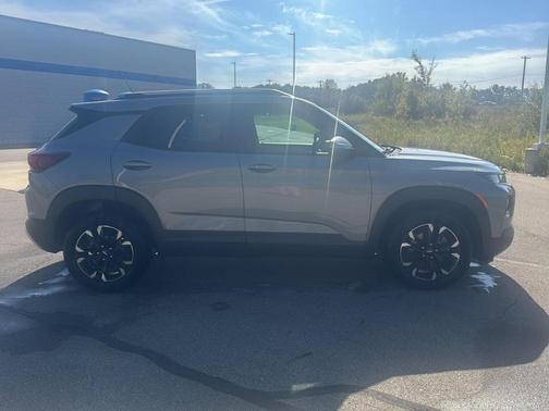 Sterling Gray Metallic 2023 Chevrolet Trailblazer LT