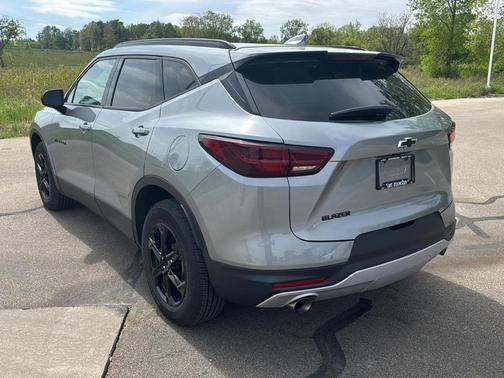 Sterling Gray Metallic 2023 Chevrolet Blazer 2LT