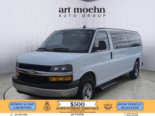 2023 Chevrolet Express 3500 LT