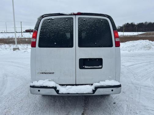 2023 Chevrolet Express 3500 LT