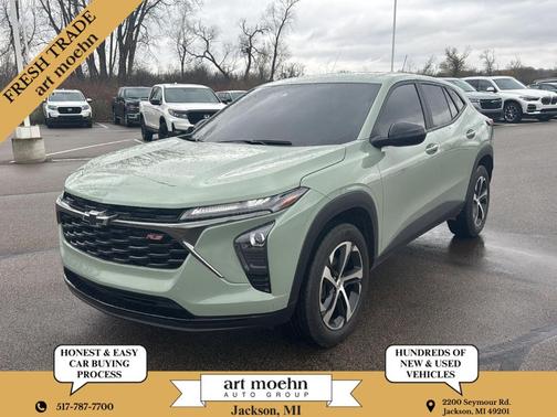 Green 2024 Chevrolet Trax 1RS