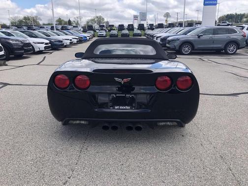 2006 Chevrolet Corvette Base