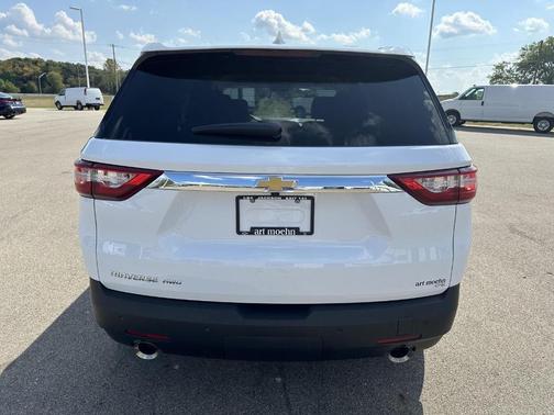 2021 Chevrolet Traverse LS