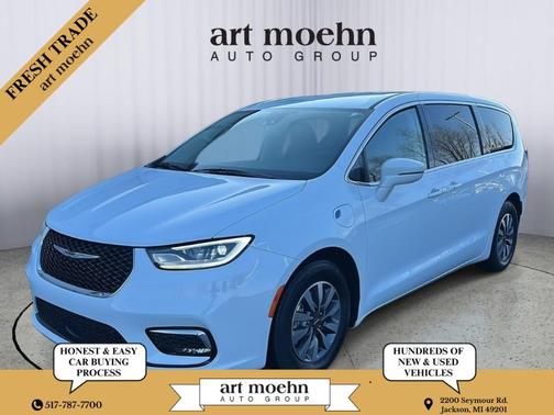 2022 Chrysler Pacifica Hybrid Touring L