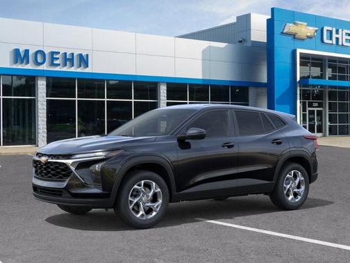 Mosaic Black Metallic 2026 Chevrolet Trax LS