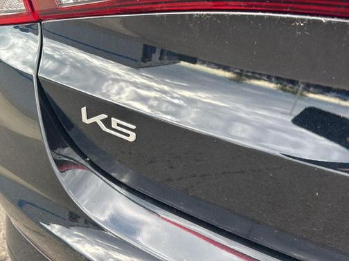 Ebony Black 2023 Kia K5 GT