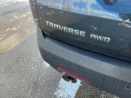 2020 Chevrolet Traverse LT Cloth