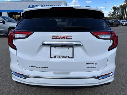 Summit White 2022 GMC Terrain Denali