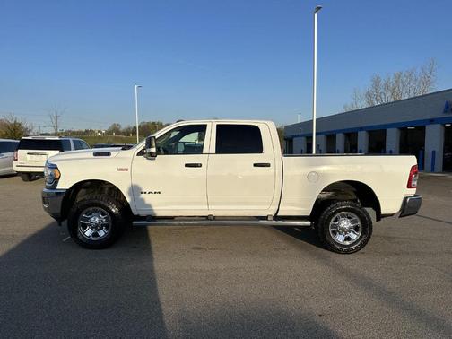 Bright White Clearcoat 2020 RAM 2500 Tradesman