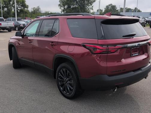 Radiant Red 2023 Chevrolet Traverse RS