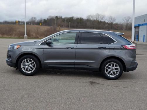 Carbonized Gray Metallic 2023 Ford Edge SEL