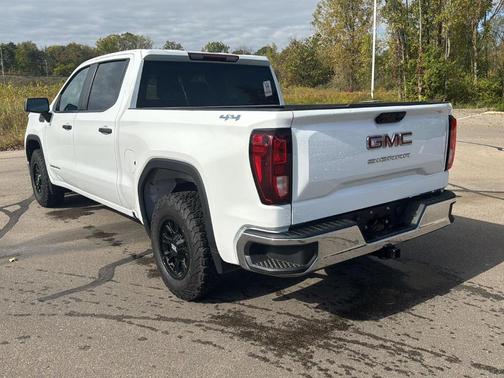 2023 GMC Sierra 1500 Pro