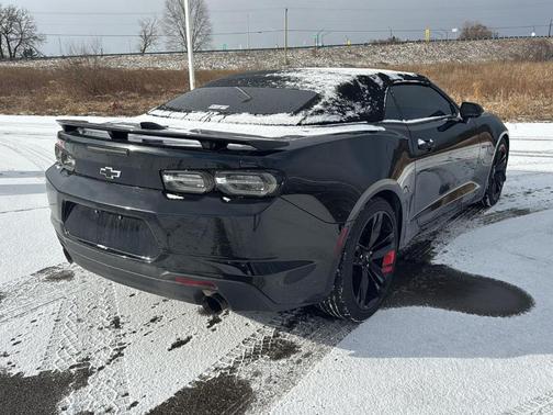2022 Chevrolet Camaro LT1