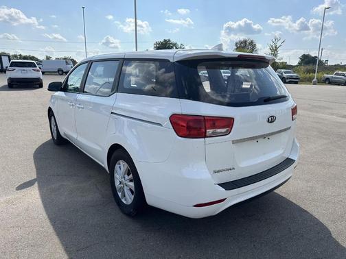 2018 Kia Sedona L