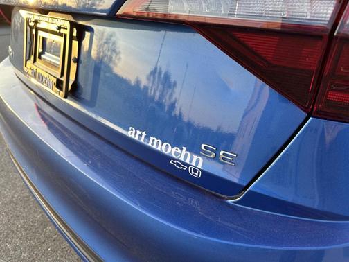 Rising Blue Metallic 2024 Volkswagen Jetta 1.5T SE