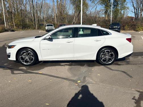 2024 Chevrolet Malibu LT