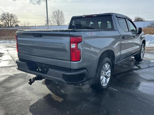 2020 Chevrolet Silverado 1500 Custom