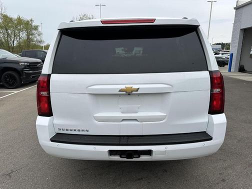 Summit White 2020 Chevrolet Suburban LS