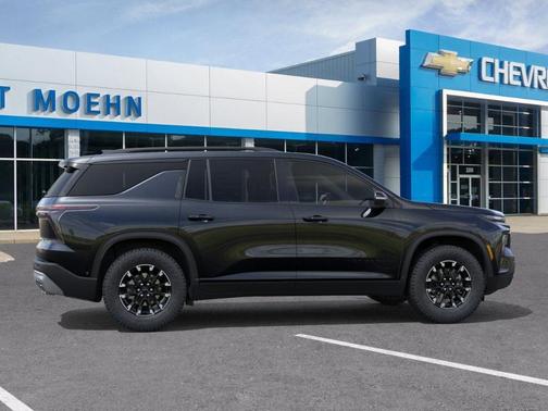 Mosaic Black Metallic 2026 Chevrolet Traverse Z71