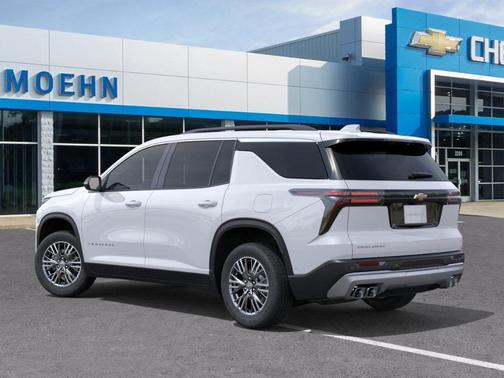 Summit White 2027 Chevrolet Traverse LT