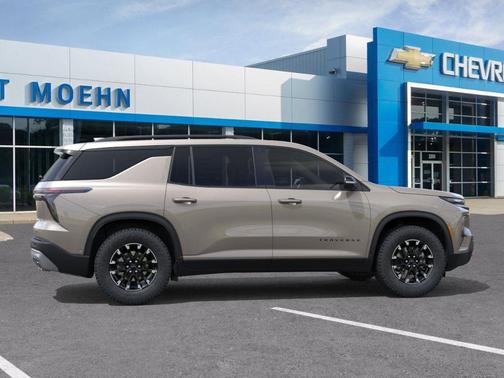 Sandstone Gray 2026 Chevrolet Traverse Z71