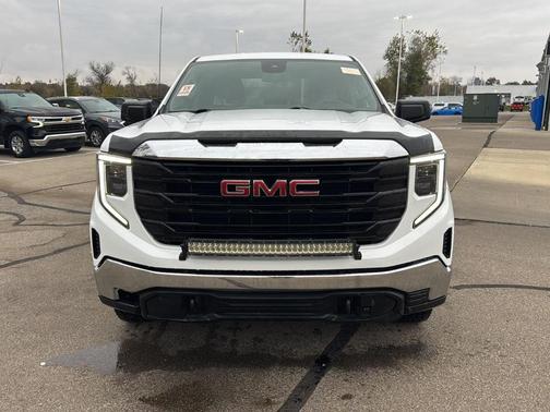 2022 GMC Sierra 1500 Pro