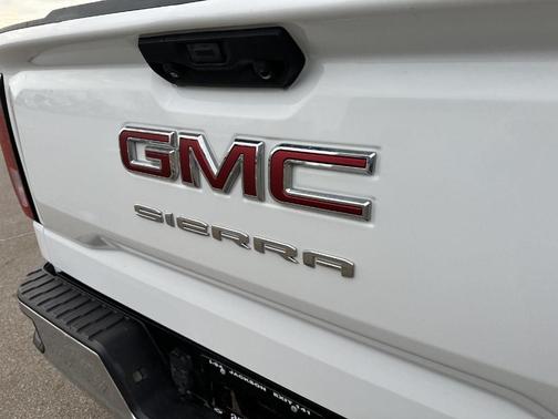 2022 GMC Sierra 1500 Pro