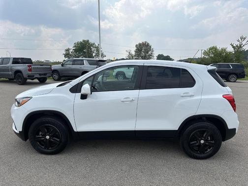 2022 Chevrolet Trax LS