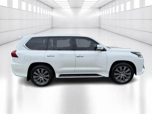 Starfire Pearl 2017 Lexus LX 570 Base
