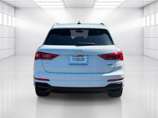 Glacier White Metallic 2024 Audi Q3 45 S line Premium Plus