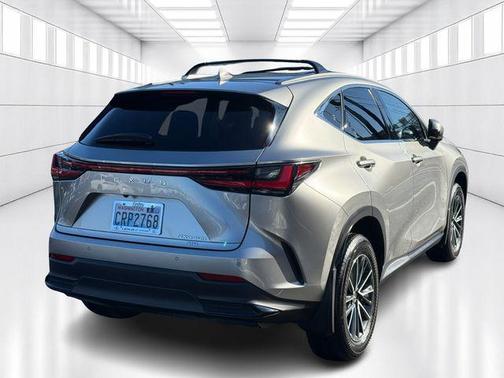 2025 Lexus NX 350h Premium
