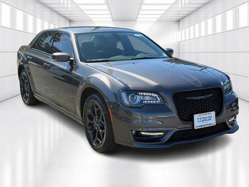 2022 Chrysler 300 Touring